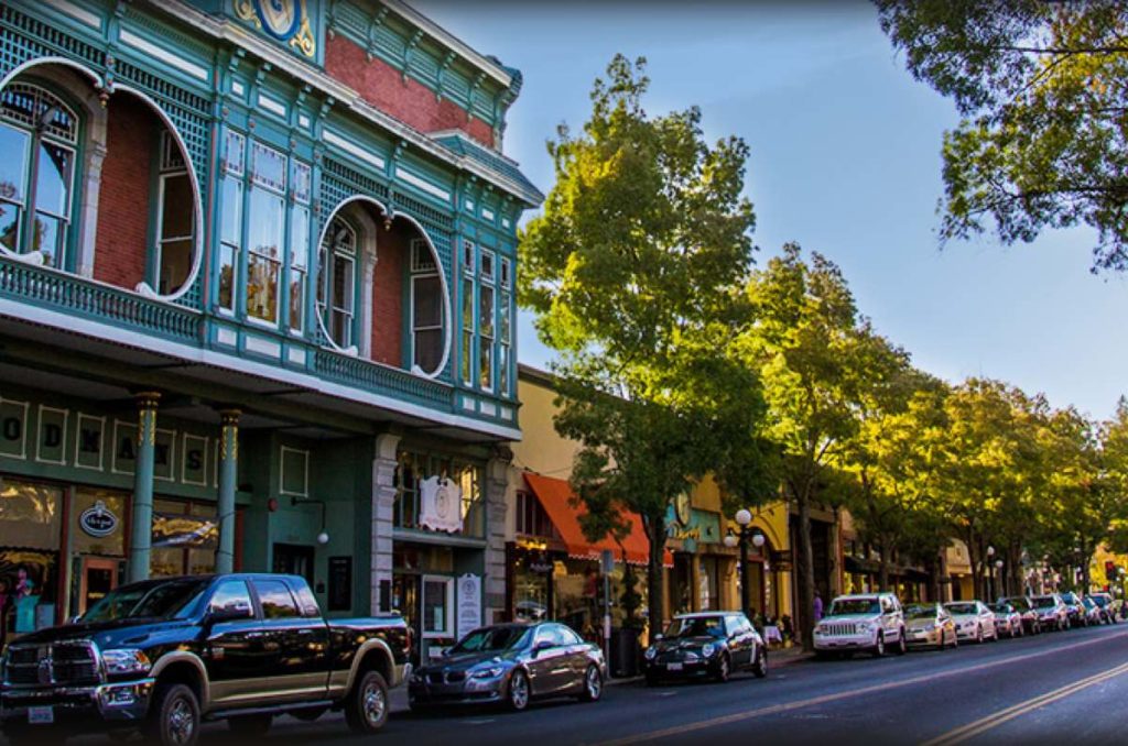 downtownstreetsthelena Farmstead Restaurant